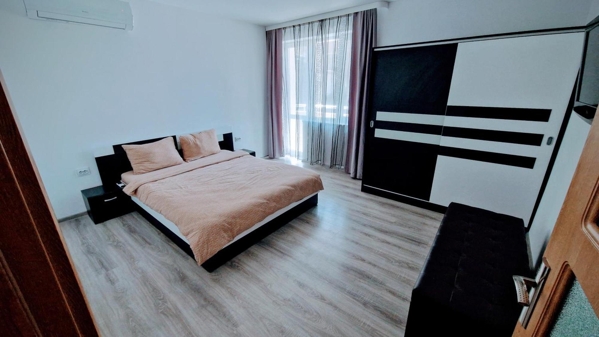 Water House Apartman Sumen Kültér fotó